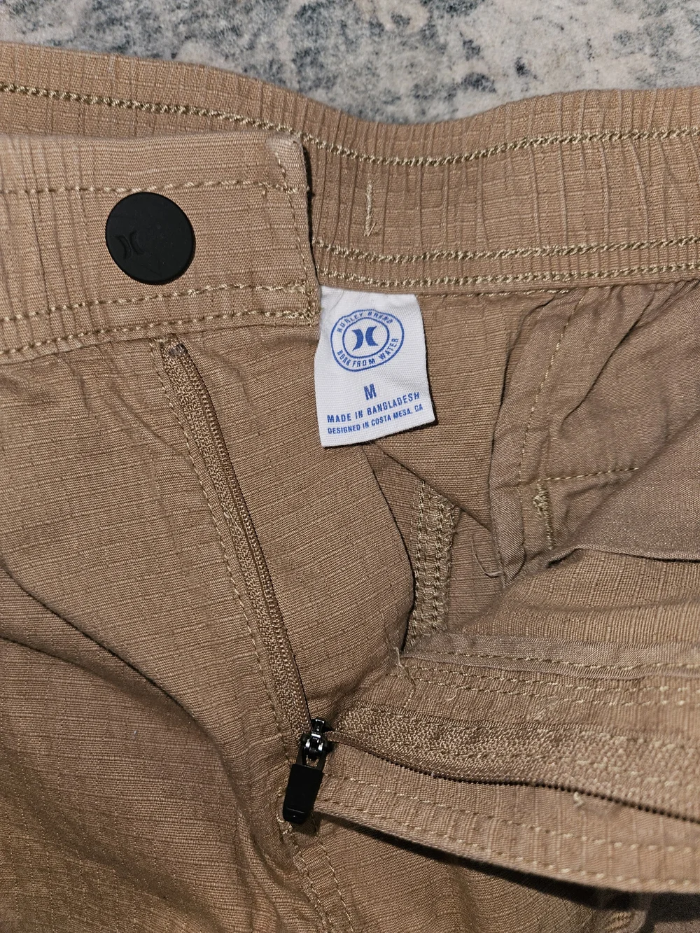 Hurley Men's Tan Drawstring Cargo Pants Size Medium Ripstop Khaki Bottoms
